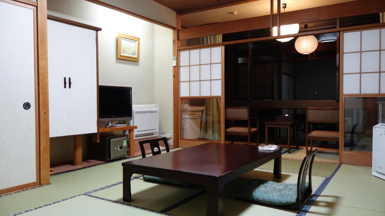 Hotel New Century Fujikawaguchiko Exterior foto