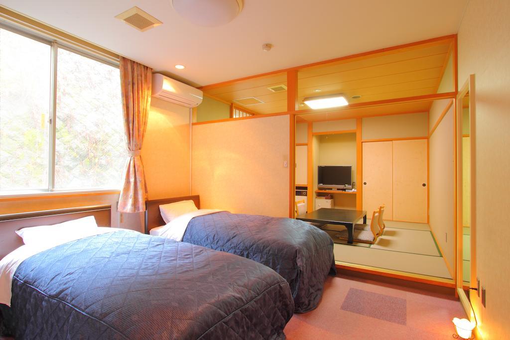 Hotel New Century Fujikawaguchiko Exterior foto